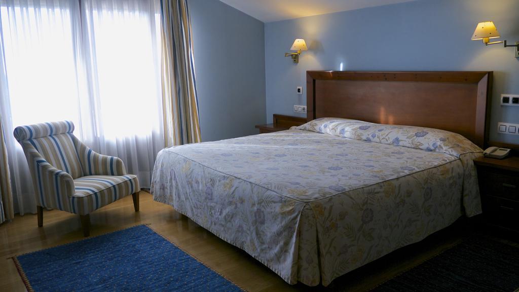 Hotel Penarrubia Zaorejas Buitenkant foto